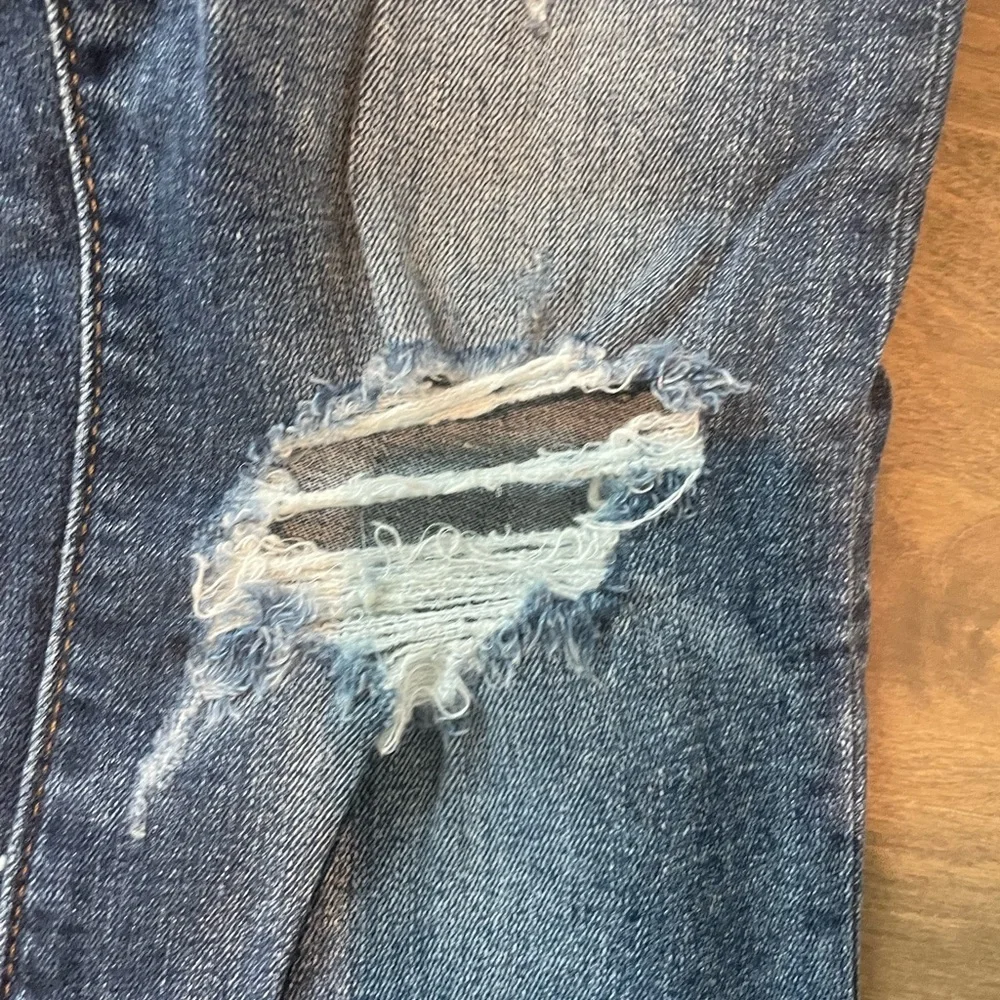 Women’s Gap Skinny Jeans distressed jeans Gap True Skinny stretch size 29 reg